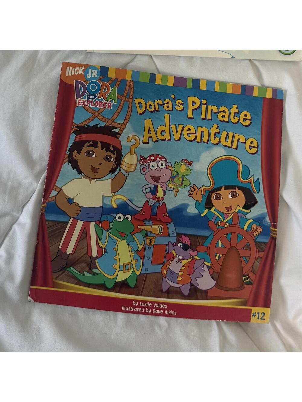 Dora's pirate adventure nick jr book y2k 2000s